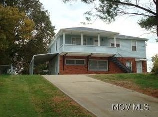 722 Hill St, North parkersburg, WV 26104
