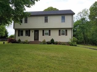 84 Old Southbridge Rd, Dudley, MA 01571