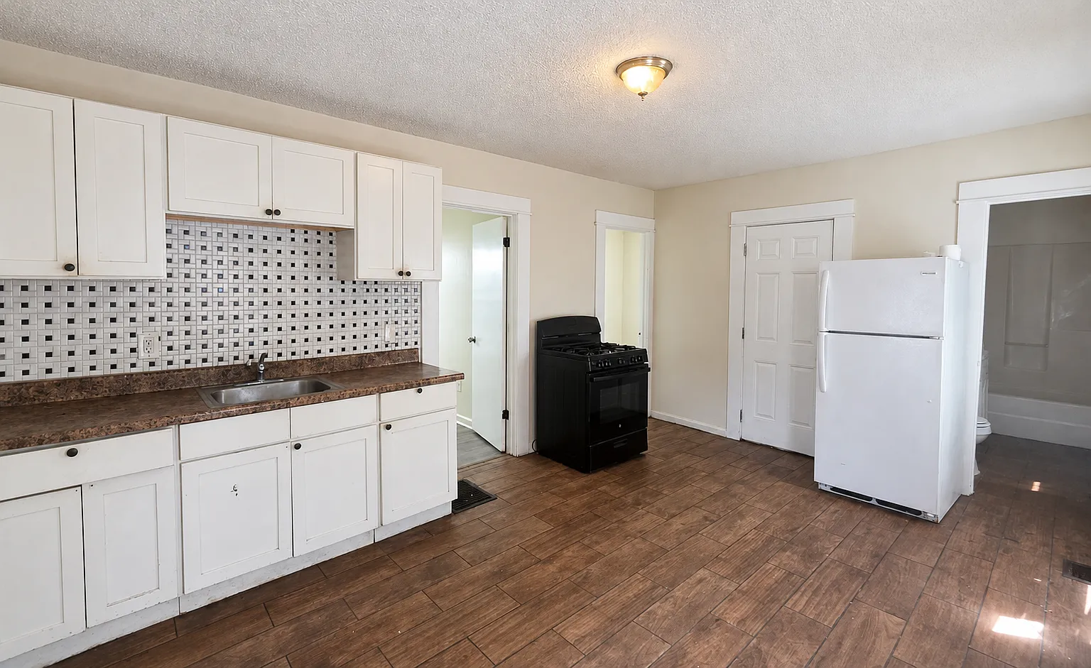 113 Morris St — Photo 1
