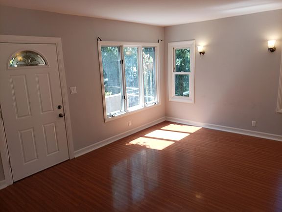 3rd image of 5618 Lemp Ave