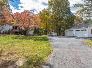 406 Trayfoot Rd, Grottoes, VA 24441