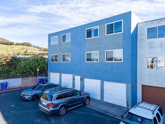 2nd image of 396 Susie Way