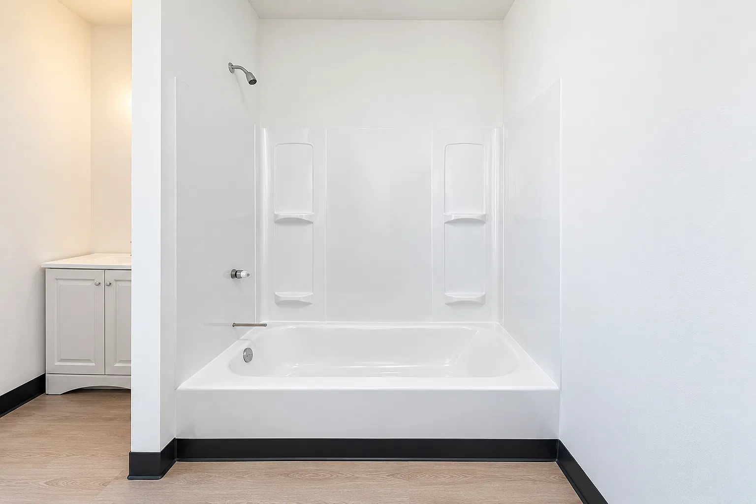 2 bed, $1,335 — Photo 4