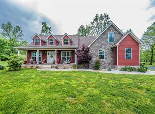 296 Carnes Rd, Smiths Grove, KY 42171