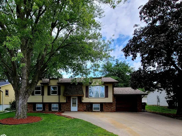 1610 S 5th St, Oskaloosa, IA 52577