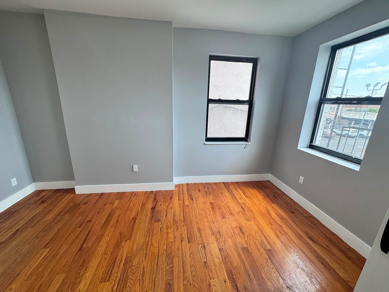 1 bed, $2,100 — Photo 3