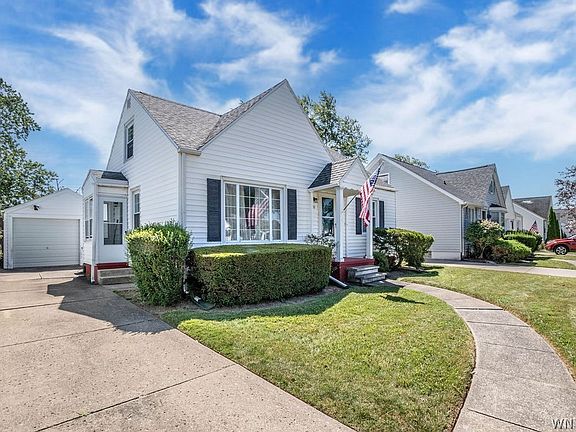 2nd image of 31 Wendover Ave