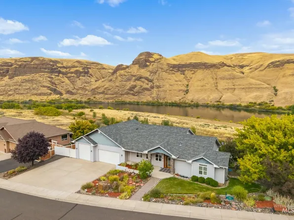 47 Riverpoint Dr, Asotin, WA 99402
