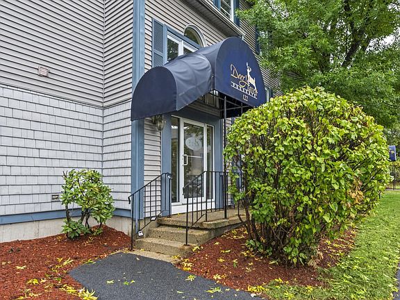 2nd image of 122 Eastern Avenue #304