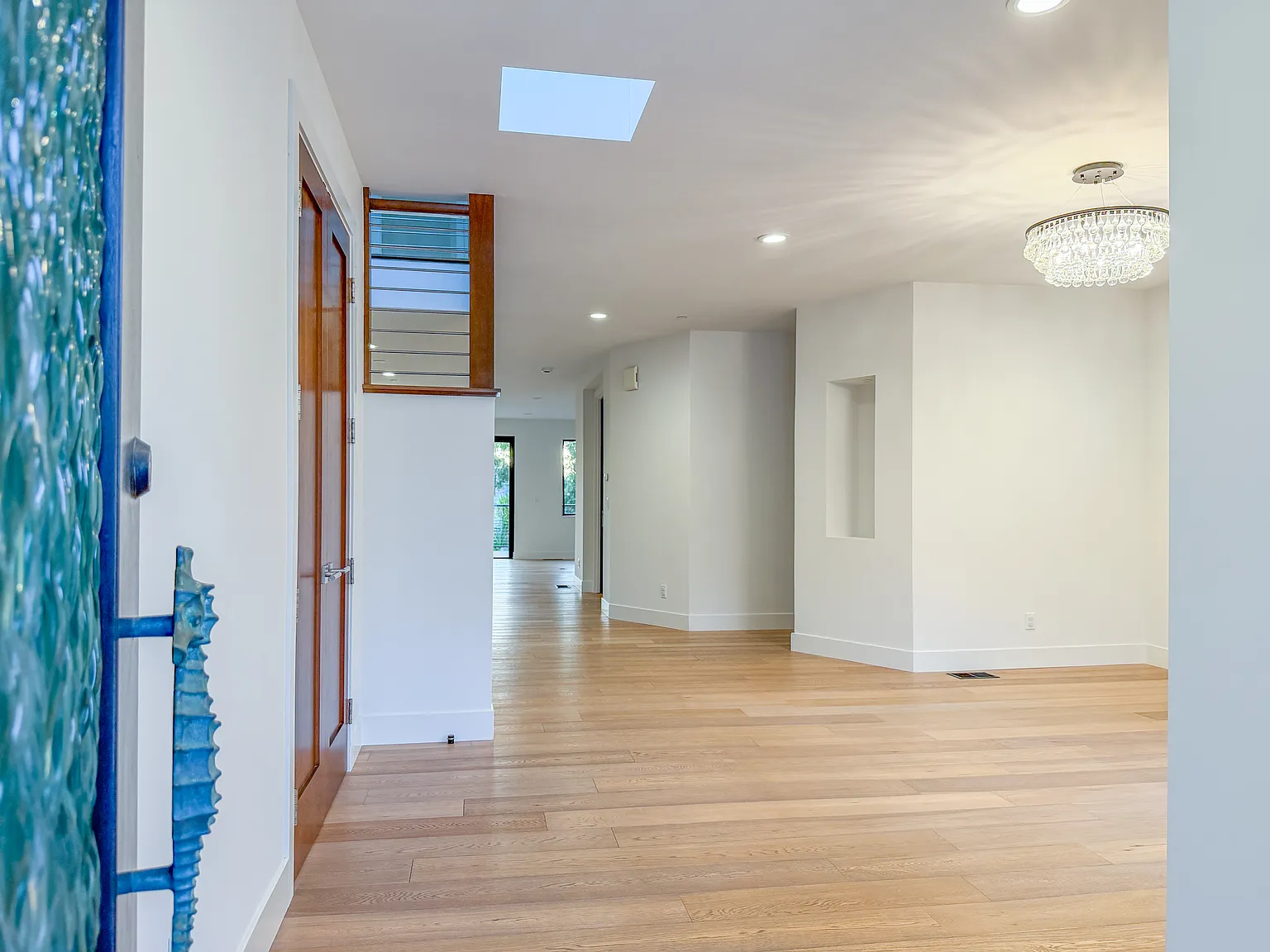 4 bed, 3400 sqft, $16,000 — Photo 3