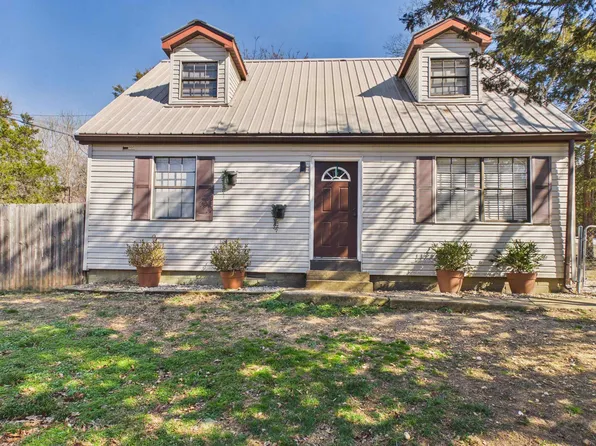 1001 N Estes Ave, Yellville, AR 72687