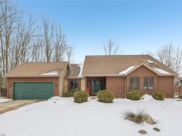 7660 Sunflower Ct, Mentor, OH 44060