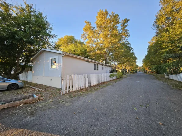 21498 Trefoil Ln Unit 6, Cottonwood, CA 96022