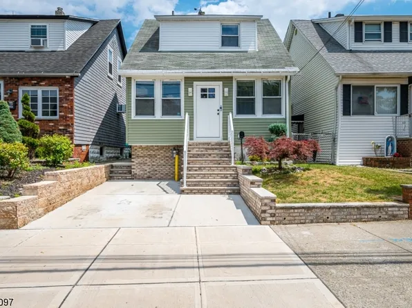 1146 Kennedy Blvd, Bayonne City, NJ 07002