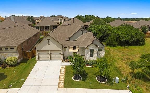 4th image of 2437 Carretera Dr