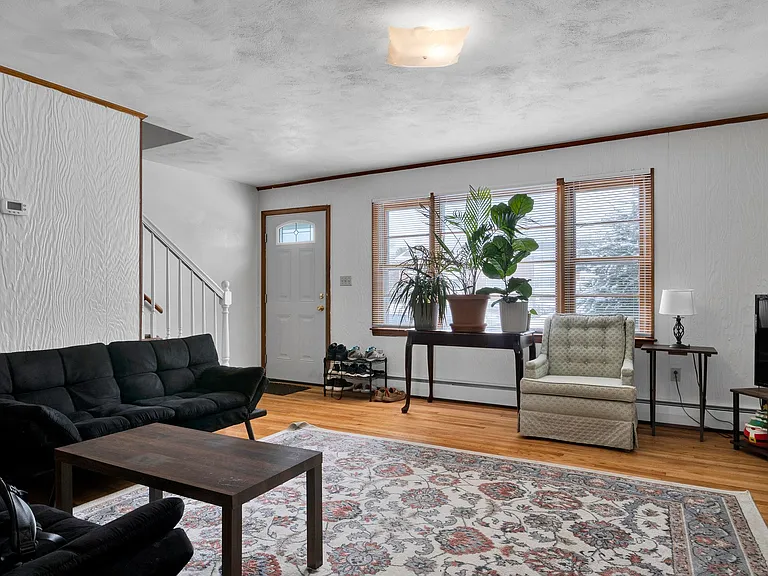 408 Harding Ave #416 — Photo 5