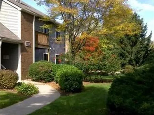5219 Ravens Crest Dr, Plainsboro, NJ 08536