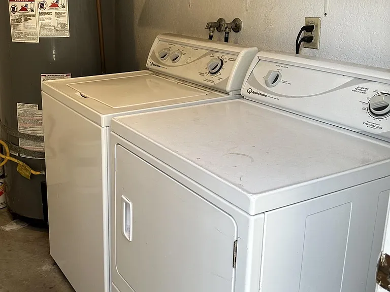 Free laundry. Shared by only 2 other units.