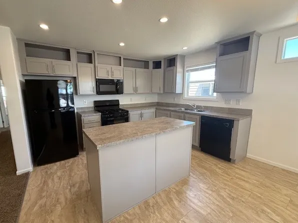 3751 S Nellis Blvd Space 370, Las Vegas, NV 89121