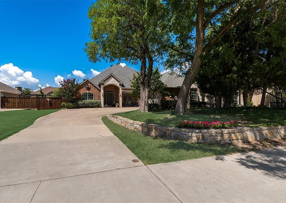 1st image of 10017 Huffines Dr