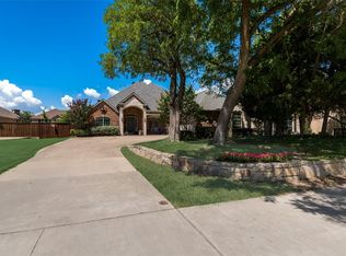 10017 Huffines Dr, Rowlett, TX 75089