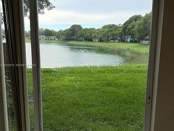 3rd image of 1414 SE 24th Ct #369