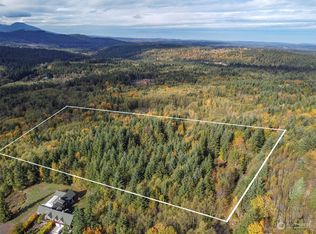 999 Blue Mountain Rd, Pt Angeles, WA 98362