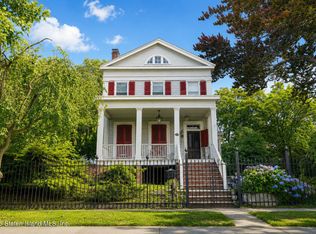 92 Harrison St, Staten Island, NY 10304