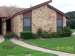 4000 Woodcrest Dr, Bryan, TX 77802