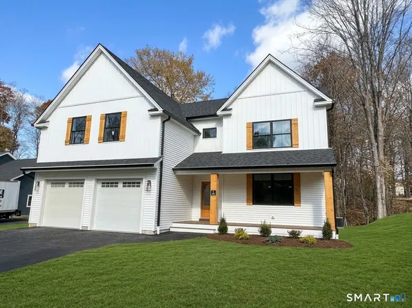 6 Mount Sanford Road, Cheshire, CT 06410