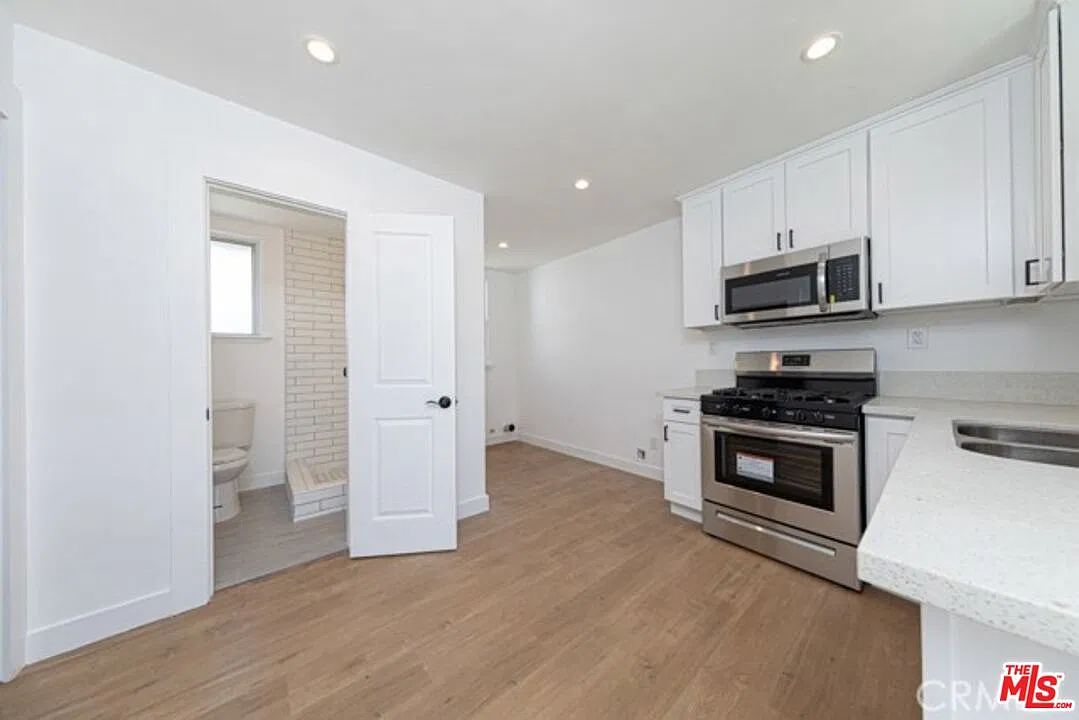 1 bed, 1.0 bath, 520 sqft, $2,400 — Photo 1