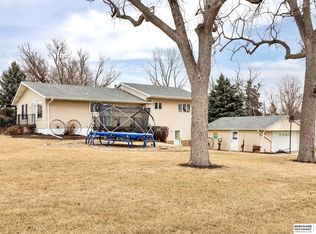 512 5th St, Yutan, NE 68073