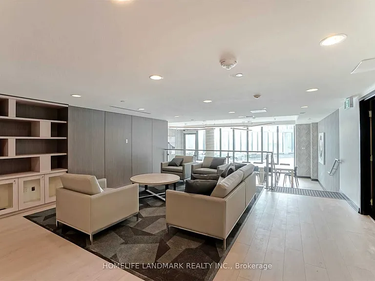 49 E Liberty St #706 — Photo 22