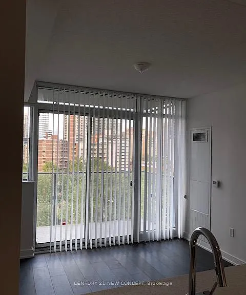 50 Wellesley St E #1103 — Photo 3