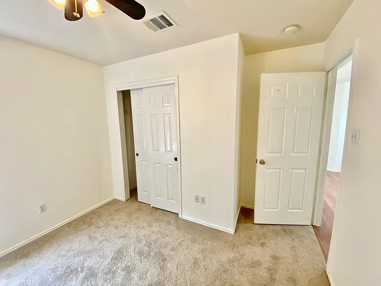 1000 Berry Bend Path — Photo 13