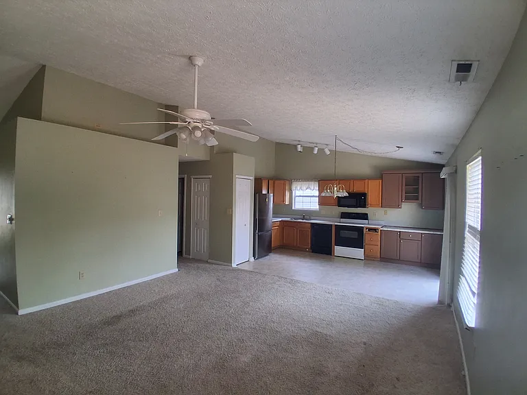 6660 W Denton Dr — Photo 3
