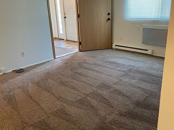 3rd image of 633 Kellogg Ave #1