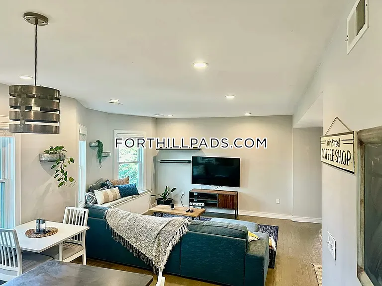 19 Highland St #3F — Photo 9