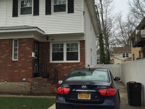 389 N Railroad Ave, Staten Island, NY 10304