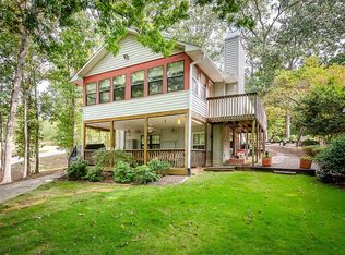 512 Dogwood Ln, Townville, SC 29689