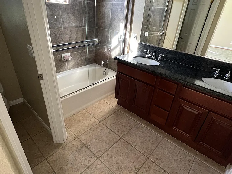 2694 Bellezza Dr — Photo 5