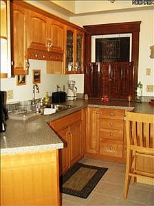 4th image of 7512 Franklin Blvd #1