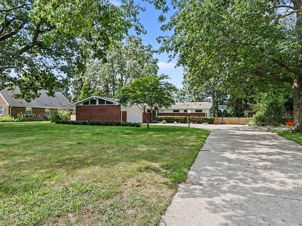 3206 W Valley View Dr, Saint Joseph, MI 49085