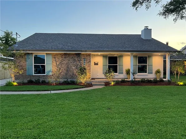 844 Oak Ave, Harahan, LA 70123