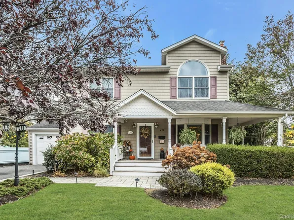 40 Burt Avenue, Northport, NY 11768