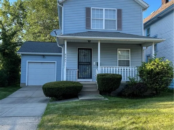 9421 Hilgert Dr, Cleveland, OH 44104