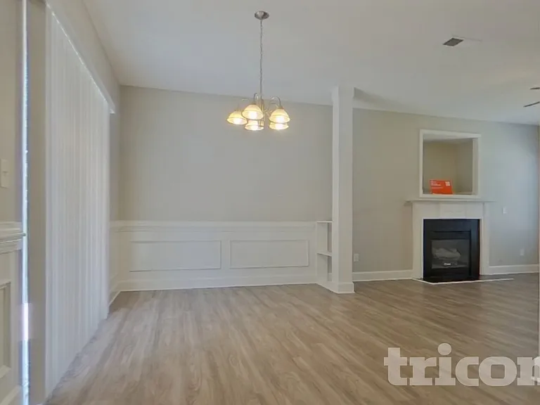 134 Summer Pines Dr — Photo 4