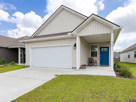 2nd image of 922 Drago Dr