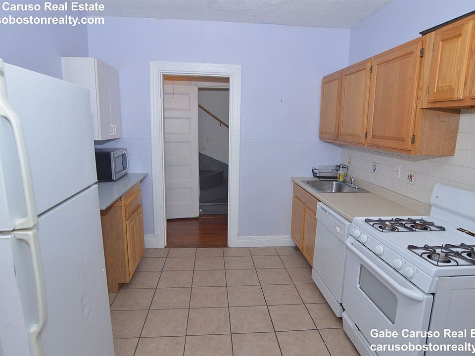 186 Naples Rd. #3 Brookline Unit Photo 4