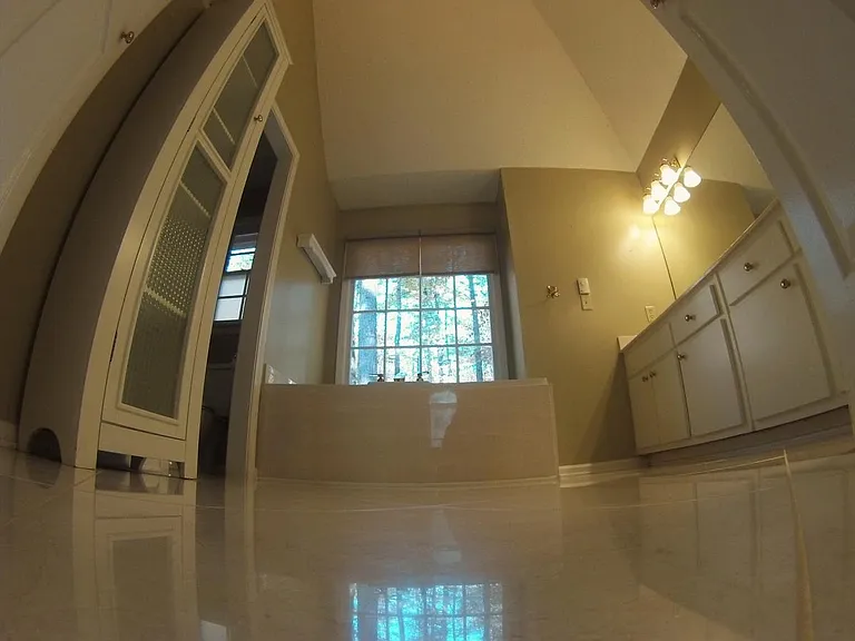 Master Bath HEATED Marble Floor with Jetted Whirlpool Tub